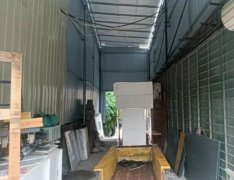 明秀中堯路口700平鋪面、倉庫、場地招租